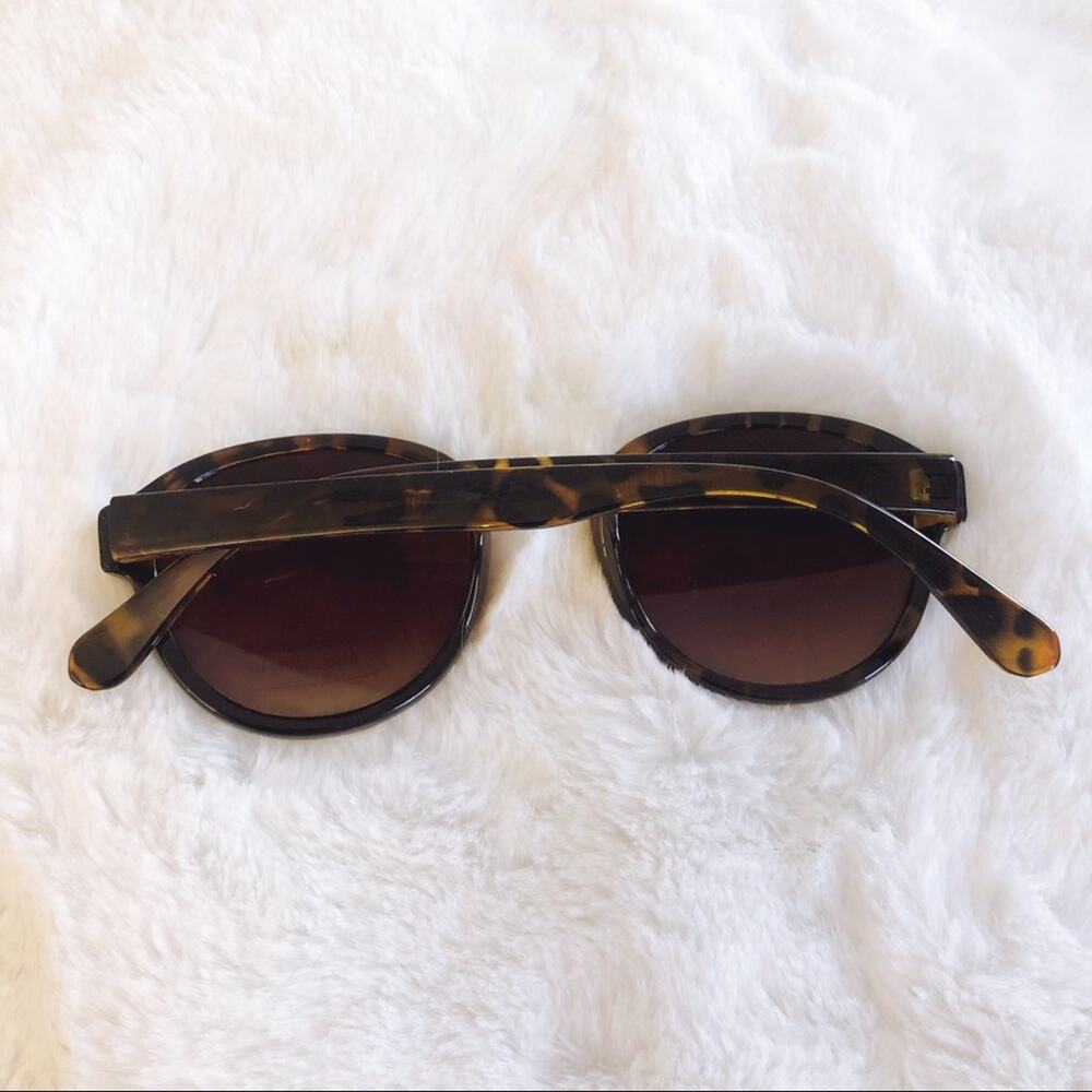 Mya Tortoise Brown Round Fashion Sunglasses - Picture 9 of 9